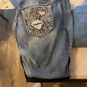 Size 32 miss me jeans